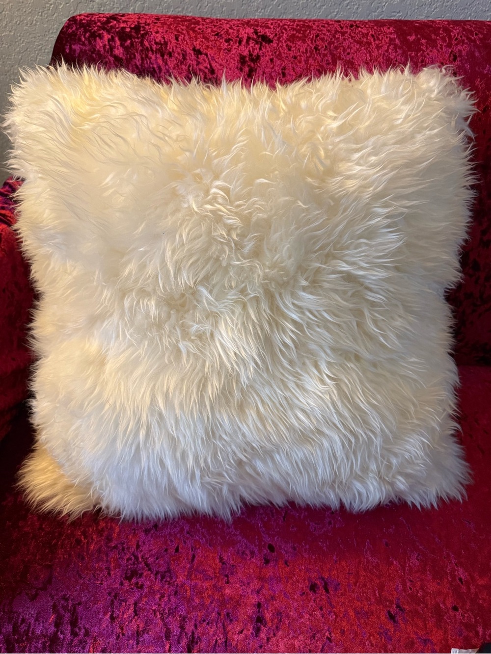Beautiful Cream lamb Fur Decorative Throw Pillow - Home Holiday NEW